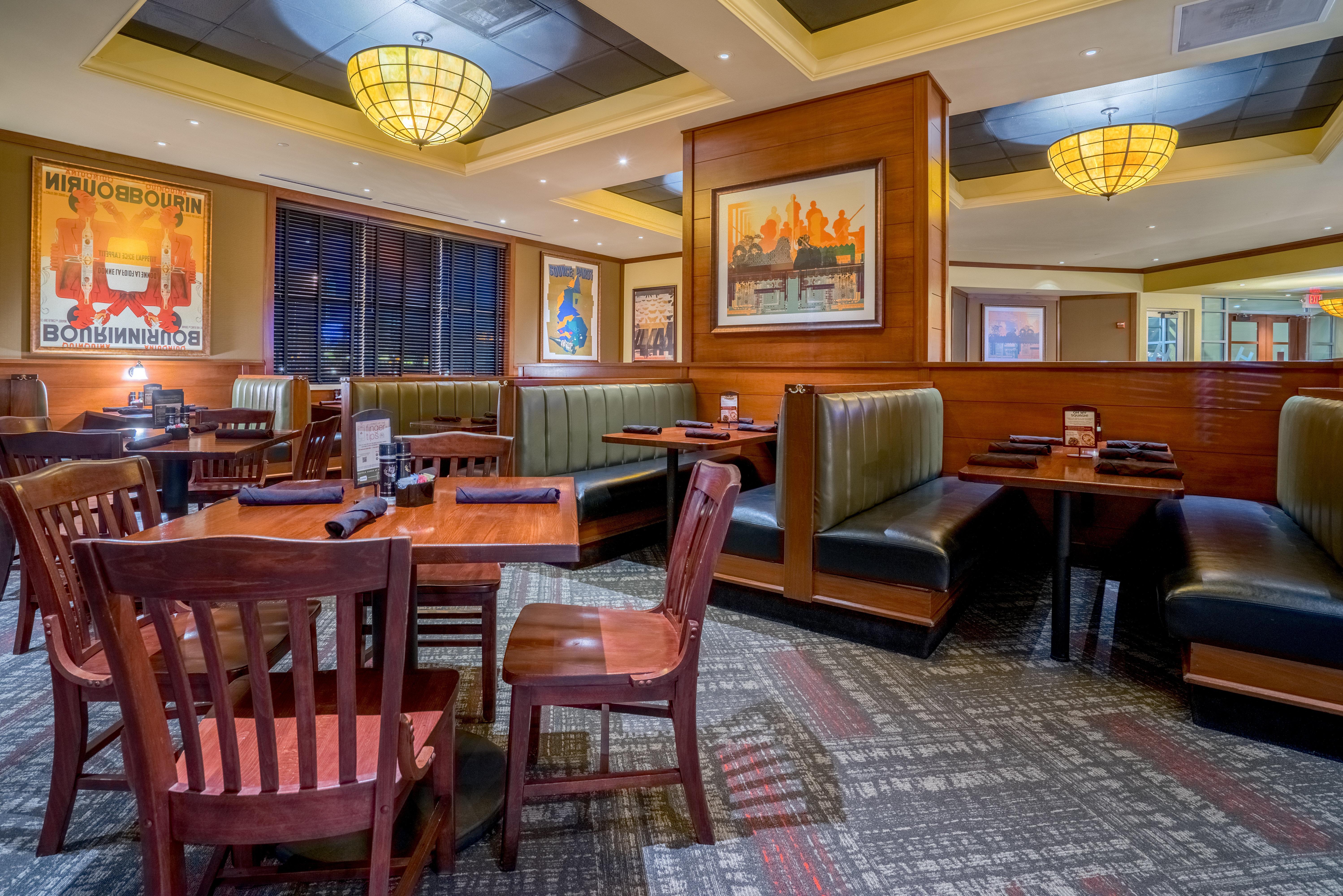 Crowne Plaza Dulles Airport By Ihg Hotel Herndon Exterior photo