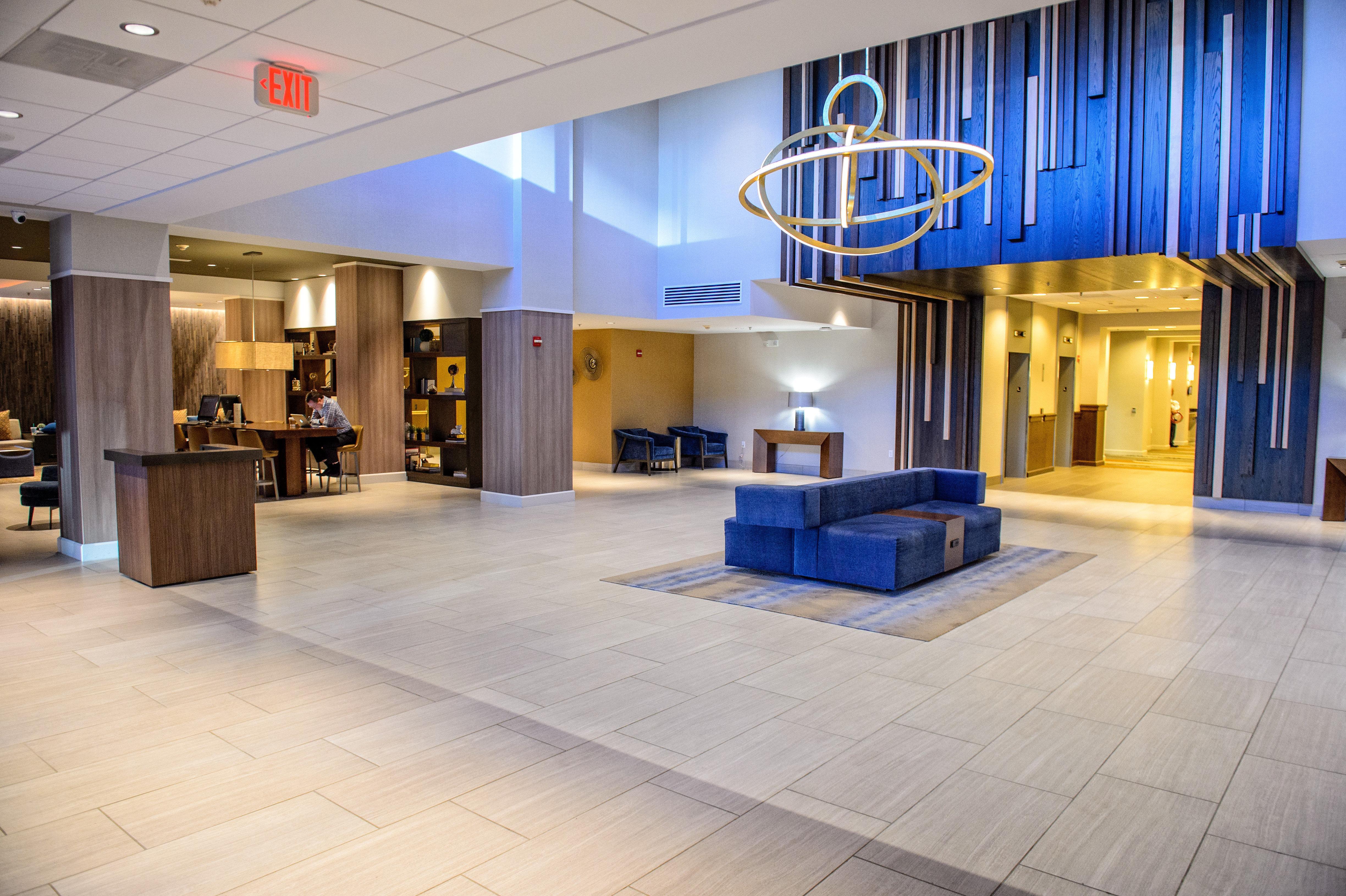 Crowne Plaza Dulles Airport By Ihg Hotel Herndon Exterior photo